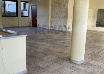 Stanza vuota - Locale Commerciale Merate - foto 4