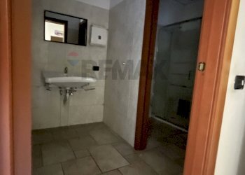 Bagno - Locale Commerciale Merate - foto 11