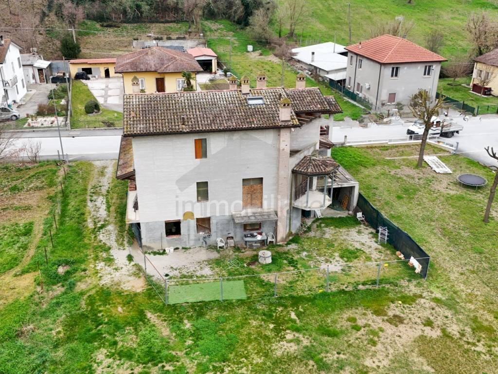 Vista - Villa via Giuseppe Di Vittorio, 41, Borghi - photo 3