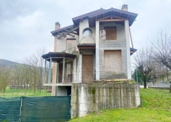 Facciata - Villa via Giuseppe Di Vittorio, 41, Borghi - foto 5