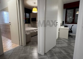 Hall / corridoio - Trilocale Milano - foto 24