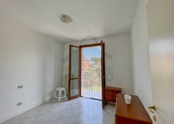 Camera da letto - Quadrilocale via Fratelli Rosselli, Verucchio - foto 17