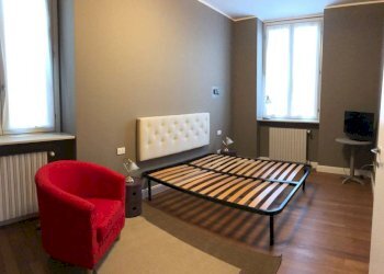 Camera da letto - Two-room apartment via Casale, Milano (neighborhood Porta Genova) - photo 14