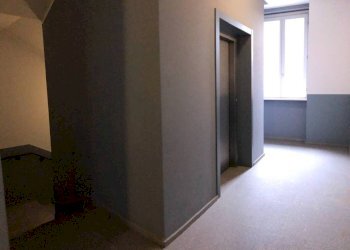 Ascensori - Two-room apartment via Casale, Milano (neighborhood Porta Genova) - photo 19