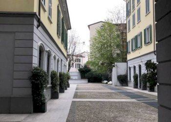 Cortile interno - Two-room apartment via Casale, Milano (neighborhood Porta Genova) - photo 21