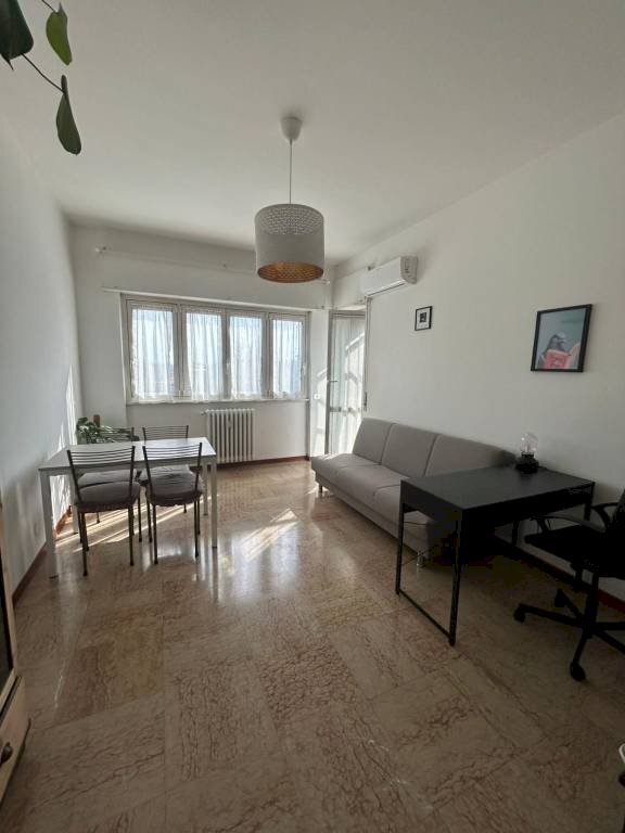 Salone - Two-room apartment via Palmanova, 95, Milano (neighborhood Crescenzago) - photo 1