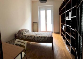 Camera da letto - Appartamento viale Coni Zugna, 33, Milano (zona San Vittore) - foto 13