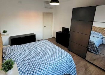 Camera da letto - Trilocale via Fratelli Rosselli, 1, Milano - foto 10