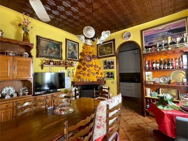 Salone - Four-room apartment via Antonio Rosmini, 3, Milano - photo 2