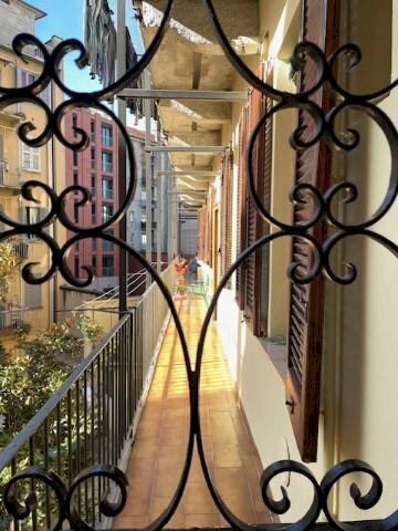 Balcone - Quadrilocale via Antonio Rosmini, 3, Milano - foto 1