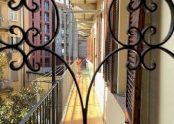 Balcone - Quadrilocale via Antonio Rosmini, 3, Milano - foto 1
