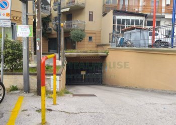 Foto 1 - Box sirignano, Sirignano - foto 1