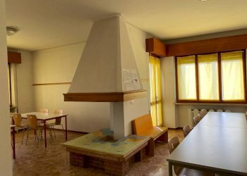 Salone - Villa via dei Partigiani, 5/a, Valeggio sul Mincio - foto 5