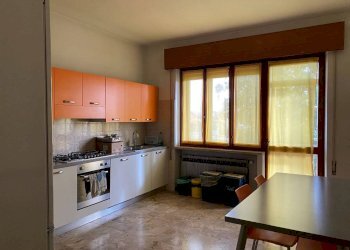 Cucina - Villa via dei Partigiani, 5/a, Valeggio sul Mincio - foto 7