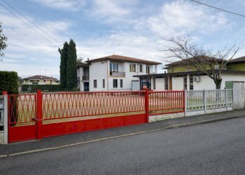 Ingresso - Villa via dei Partigiani, 5/a, Valeggio sul Mincio - foto 3