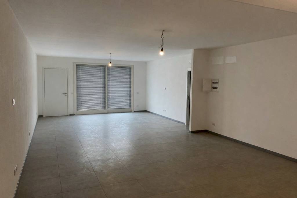 Salone - Four-room apartment via Roma, Mozzecane - photo 2