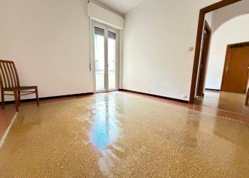 Camera da letto - Two-room apartment via Stefano Dondero, 8, Genova (neighborhood Sampierdarena) - photo 3