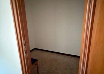 Ripostiglio - Two-room apartment via Stefano Dondero, 8, Genova (neighborhood Sampierdarena) - photo 14