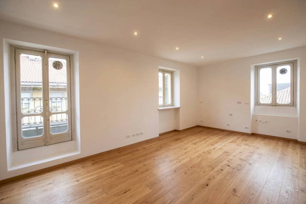 Soggiorno - Four-room apartment via Giovanni Francesco Napione, 6, Torino (neighborhood Vanchiglia) - photo 1