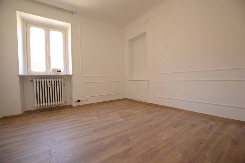 Camera da letto - Four-room apartment via Giovanni Francesco Napione, 6, Torino (neighborhood Vanchiglia) - photo 3