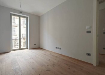 Camera da letto - Three-room apartment via Madama Cristina, 65, Torino (neighborhood San Salvario) - photo 1