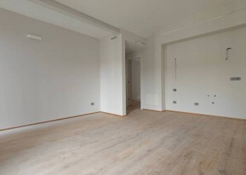 Cucina - Bilocale via Madama Cristina, 65, Torino (zona San Salvario) - foto 2