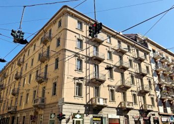 Facciata - Bilocale via Madama Cristina, 65, Torino (zona San Salvario) - foto 15