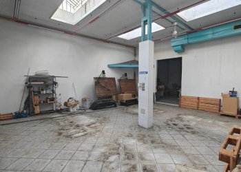 Magazzino - Capannone via Carlo Pisacane, 14, Torino (zona Mirafiori Sud) - foto 3