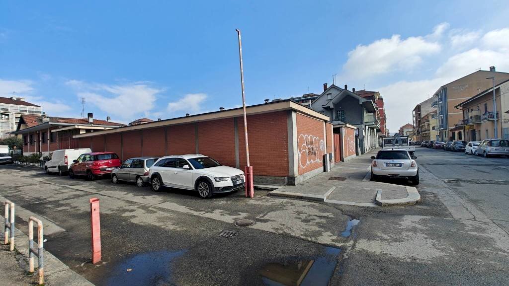 Zona - Magazzino via Carlo Pisacane, 31, Torino (zona Mirafiori Sud) - foto 2