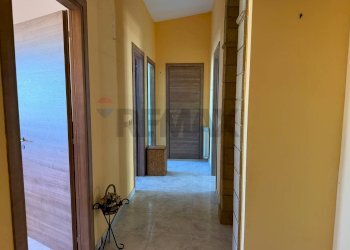 Hall / corridoio - Apartment VICOLO ROSSI
 
34/A, Bagheria - photo 8