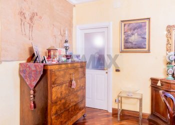 Hall / corridoio - Quadrilocale Via del quarnaro
 
5, Palermo - foto 20