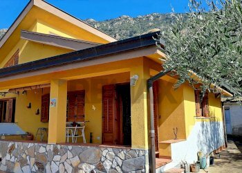 Facciata principale - Villa contrada pedale
 
s/n, Collesano - photo 6