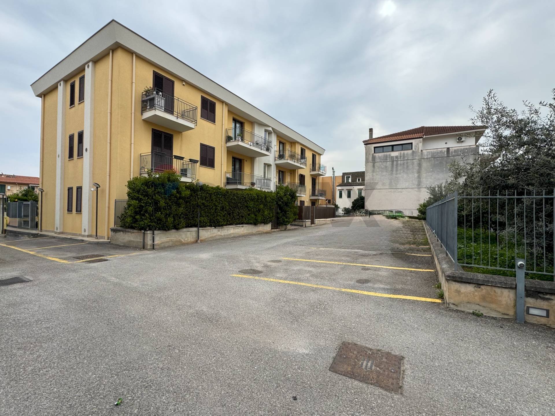 Edificio all\'aperto - Three-room apartment Via Giuseppina Greco
10, Santa Flavia - photo 3