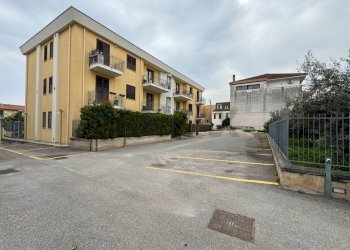 Edificio all\'aperto - Three-room apartment Via Giuseppina Greco
 
10, Santa Flavia - photo 3