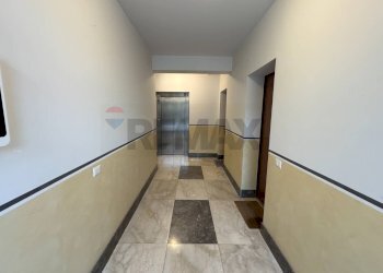 Hall / corridoio - Three-room apartment Via Giuseppina Greco
 
10, Santa Flavia - photo 5
