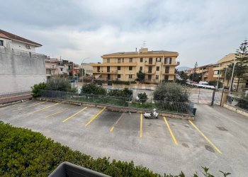 Edificio all\'aperto - Three-room apartment Via Giuseppina Greco
 
10, Santa Flavia - photo 17