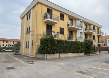 Edificio all\'aperto - Three-room apartment Via Giuseppina Greco
 
10, Santa Flavia - photo 26
