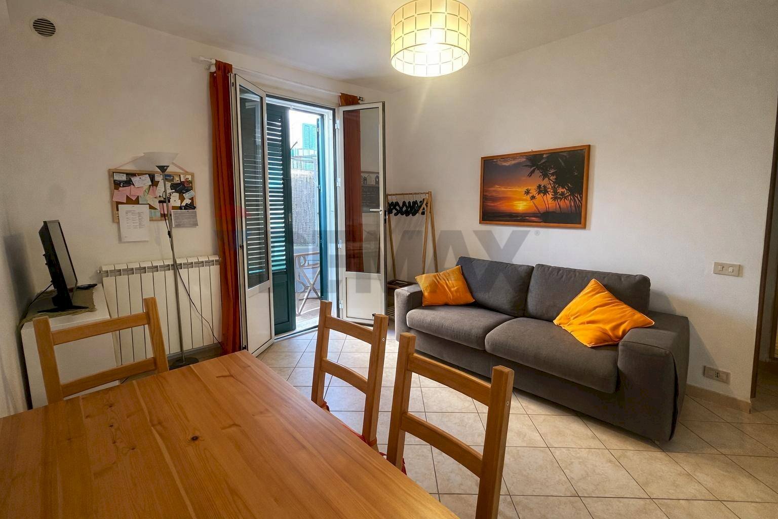 Sala da pranzo - Two-room apartment Cortile primo carbone
1, Palermo - photo 2