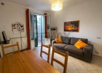 Sala da pranzo - Bilocale Cortile primo carbone
 
1, Palermo - foto 2