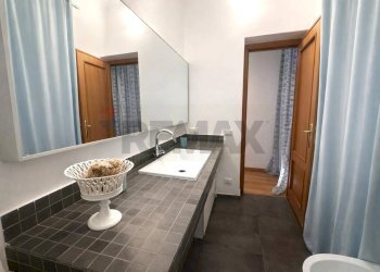 Bagno - Two-room apartment cortile primo carbone
 
1, Palermo - photo 8