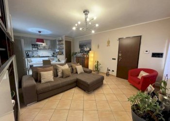 Salone - Trilocale via San Martino, Castelnuovo Scrivia - foto 3