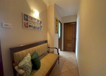Corridoio - Three-room apartment via San Martino, Castelnuovo Scrivia - photo 7
