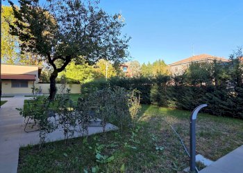 Foto 74 - Semi-detached house Via Dante
 
33, Opera - photo 74