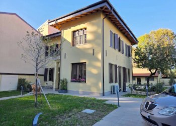 Foto 89 - Semi-detached house Via Dante
 
33, Opera - photo 88