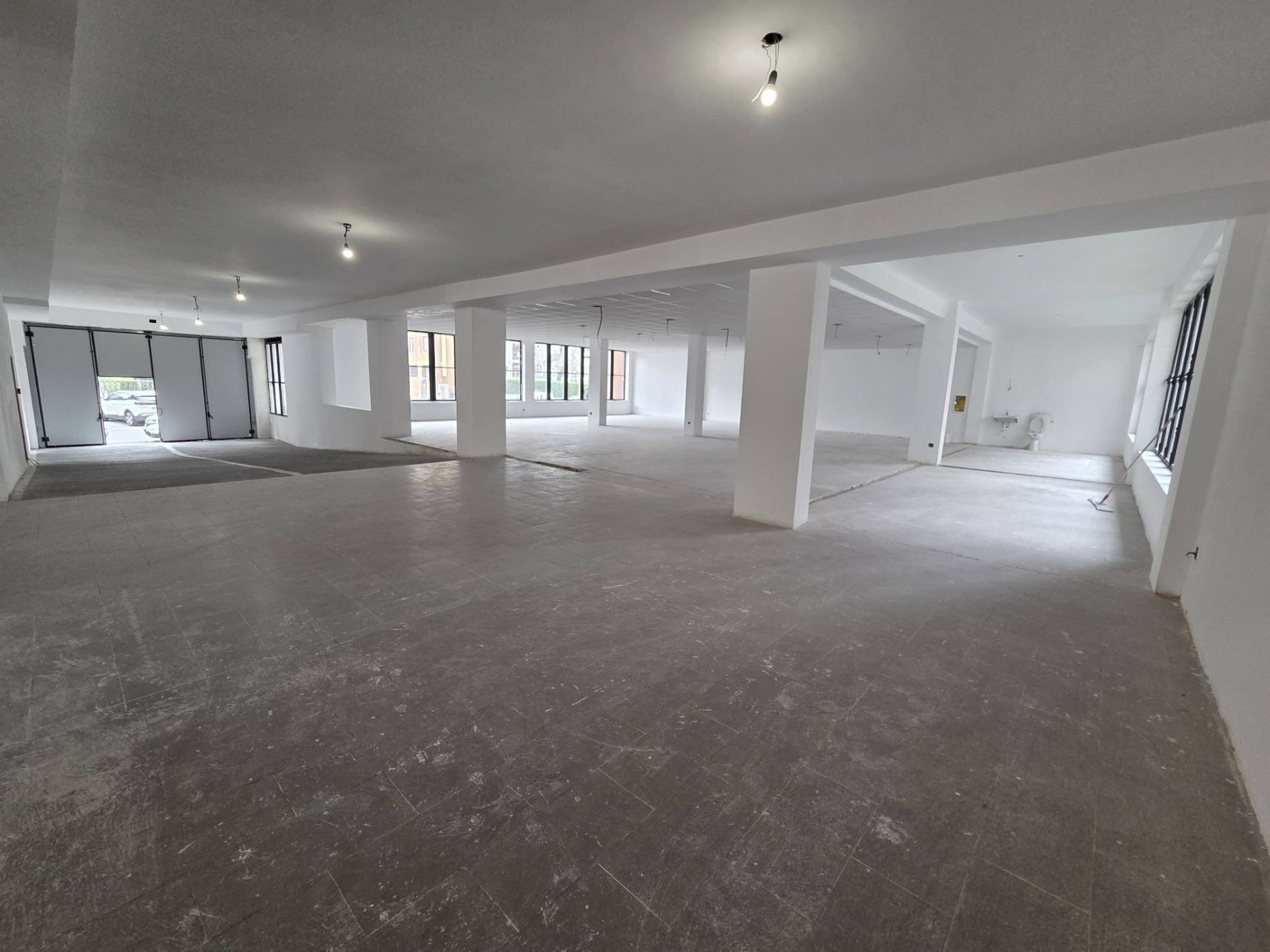 Foto 1 - Locale Commerciale Via Baracca
 
3, San Giuliano Milanese - foto 1