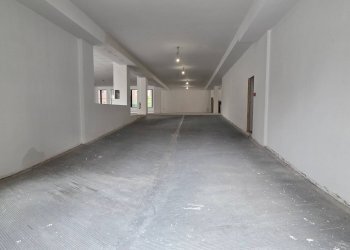 Foto 2 - Locale Commerciale Via Baracca
 
3, San Giuliano Milanese - foto 2