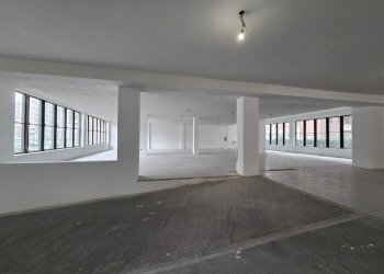 Foto 5 - Locale Commerciale Via Baracca
 
3, San Giuliano Milanese - foto 5