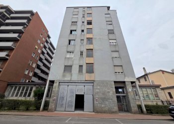 Foto 19 - Locale Commerciale Via Baracca
 
3, San Giuliano Milanese - foto 19