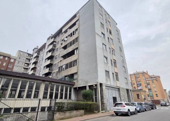 Foto 21 - Locale Commerciale Via Baracca
 
3, San Giuliano Milanese - foto 21