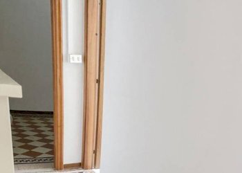 Corridoio - Three-room apartment via di Saliceto, Bologna (neighborhood Bolognina) - photo 3